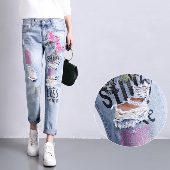 womens jeans with flower embroidery - Picture 7 of 8